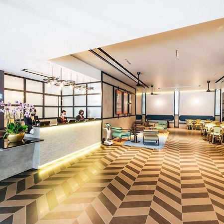 Mercure Singapore Tyrwhitt Exterior photo