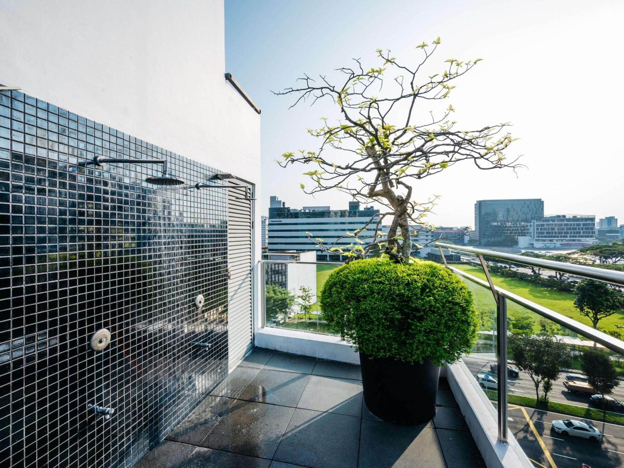 Mercure Singapore Tyrwhitt Exterior photo