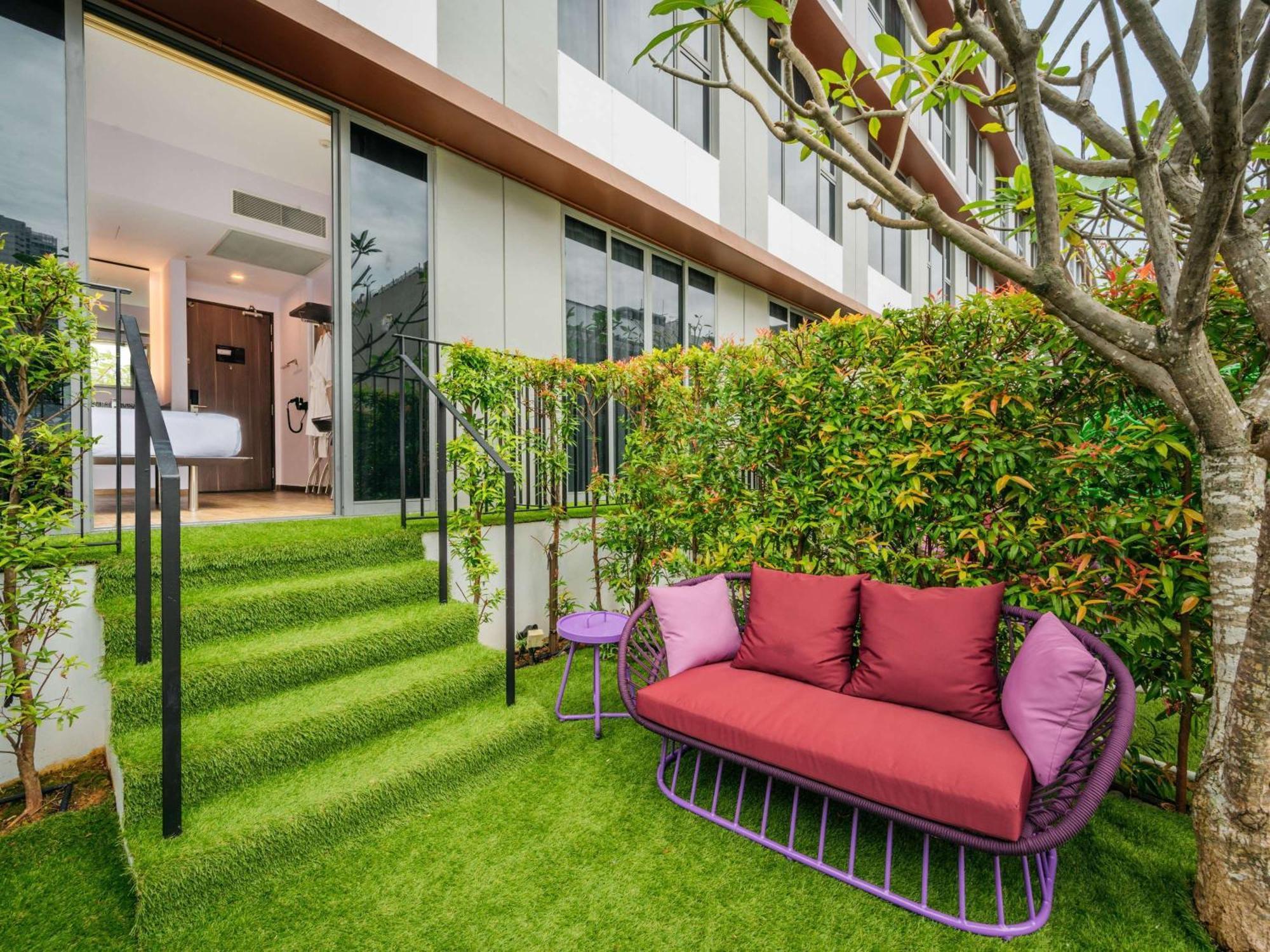 Mercure Singapore Tyrwhitt Exterior photo